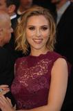 http://img221.imagevenue.com/loc1020/th_26108_celebrity_paradise.com_TheElder_ScarlettJohansson60_122_1020lo.jpg