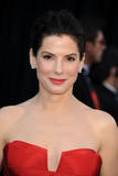 http://img221.imagevenue.com/loc1163/th_30770_celebrity_paradise.com_TheElder_SandraBullock10_122_1163lo.jpg