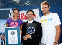 http://img221.imagevenue.com/loc965/th_429306474_AndreaPetkovicUSOpen20118_122_965lo.jpg